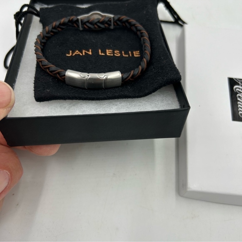 Men’s Jan Leslie braided leather bracelet.